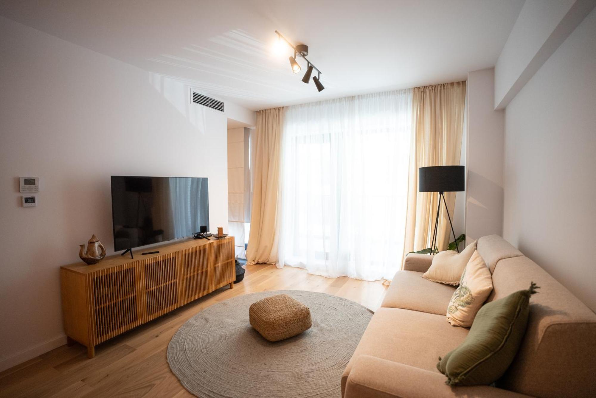 布加勒斯特The Level Sanctuary: Free Parking & Netflix公寓 外观 照片